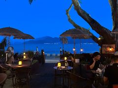 -城墙外BAR