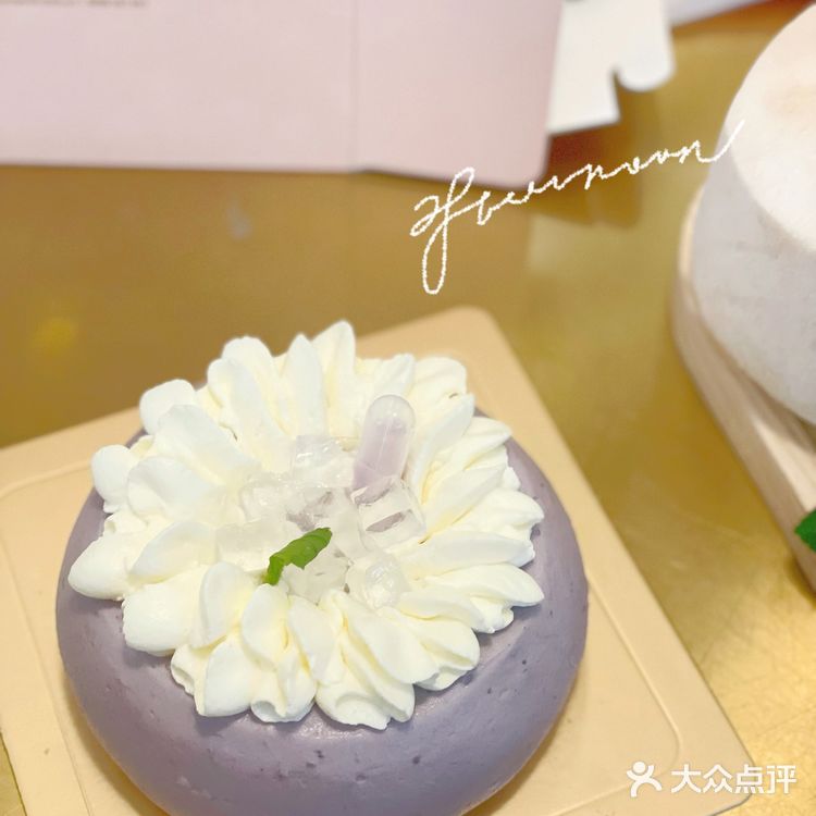 下午三点三是时候吃个下午茶了[吐]