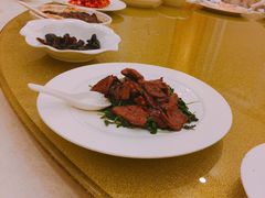 -梅龙镇酒家(南京西路总店)