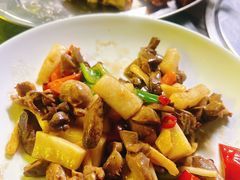-南沙辉记烧鸡·荔枝木炭火吊烧(旧镇店)