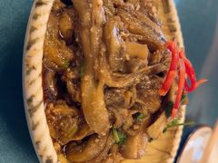 -溢心园香河肉饼总店