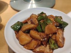 -关东小磨东北菜(上海长风大悦城店)