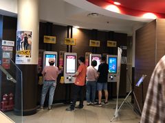 -麦当劳(展览路店)