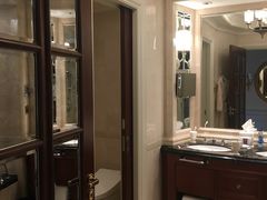 -广州富力丽思卡尔顿酒店