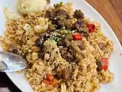 火山牛肉粒炒饭-玛格萝妮比萨屋(四平店)
