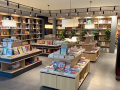 -魔方城市书房(中街益田店)