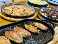 -老东镇啤酒屋海鲜加工·蒸汽海鲜·海鲜烧烤(台东店)