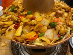 -沪小二铜炉蛙锅(苏州中心星悦汇店)