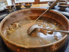 -阿山卓·野生菌火锅·纳西火塘烤肉