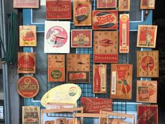 -席娜卡琳火车铁道夜市