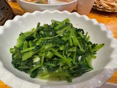 -琥珀老六龙虾(四里河店)