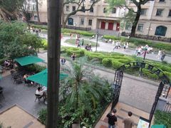 -星巴克臻选(广州沙面店)