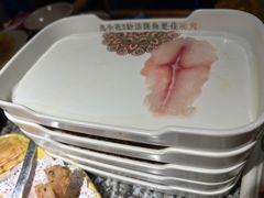 -老牌坊云南鱼豆花火锅(哈西万达店)