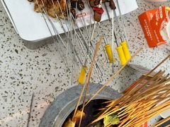 -小董哥烤串·爆汁大油边(故宫店)