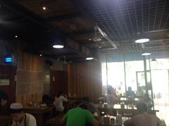 大堂-陇上全荟兰州传统牛肉面(延吉路店)