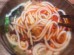 -良米山·云南野生菌过桥米线(上海首店)