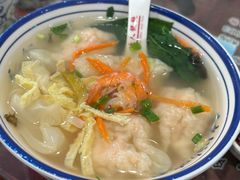 -长人馄饨铺(解放街店)