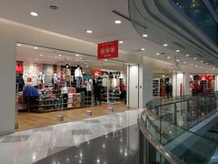 -优衣库(上海虹口龙之梦店)