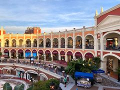 -佛罗伦萨小镇广佛名品奥特莱斯(疏港路店)