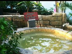 -盛泰恐龙谷温泉