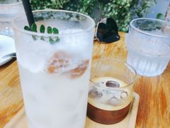 风味冰美式/梅子-转山咖啡(松柏社区店)