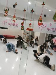 -单色舞蹈