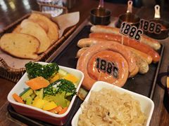 -1886德国汽车餐厅(外滩中央店)