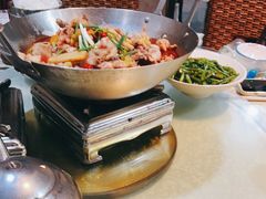 -昱龙大盆牛蛙馆(三兴街总店)