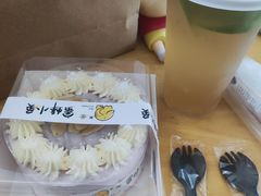 -蜜蜂小象·榴莲千层蛋糕(时代汇11栋店)