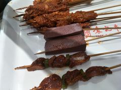 -袁记串串香(泉水轻轨站店)