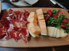 -Brut Eatery悦璞食堂(建国东路店)