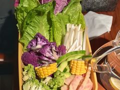 -花菇朵·云山雀 ll 野生菌锅·野果酸汤·精品滇菜(万柳店)