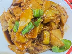 地三鲜-闯关东东北农家菜(崂山石老人店)