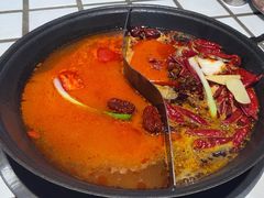 -贰回巷火锅馆(钟楼店)