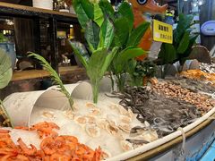 -领鲜活海鲜榴莲自助火锅(东门店)