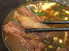 -尊品原汁牛肉面