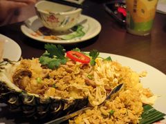 -大头虾越式风味餐厅(光明广场店)