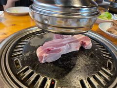 -唯成•韩国炭火烤肉 유성고기