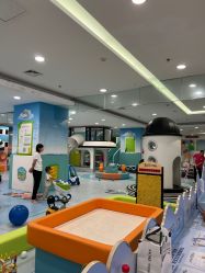 -孩子王童乐园(唐山万达广场店)