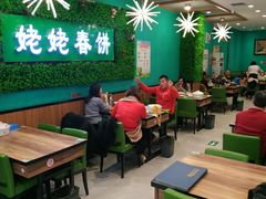大堂-合合春饼·酱骨·东北菜(潘家园店)