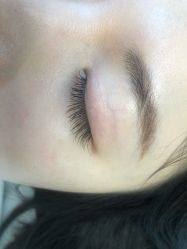 -初心纹眉洗眉·美睫专业店