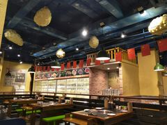 大堂-两三事小郡肝串串香火锅(桂庙店)