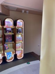 -奈尔宝·国风主题儿童乐园·亲子餐厅(豫园商城店)