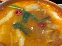 版纳野果酸汤鱼-云海肴·汽锅鸡·云南菜(苏州中心店)