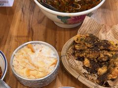 -云阿蛮云南生烫牛肉米线(奉贤路店)