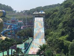 -平湖九龙山乐满地水上乐园