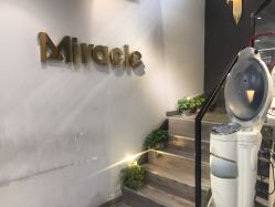 -Miracle集简美发沙龙