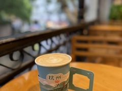 -猫的天空之城概念书店(杭州南宋御街店)