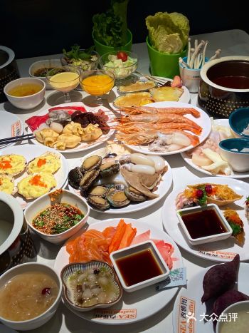 今天先给大家推荐一家超划算的海鲜自助餐厅