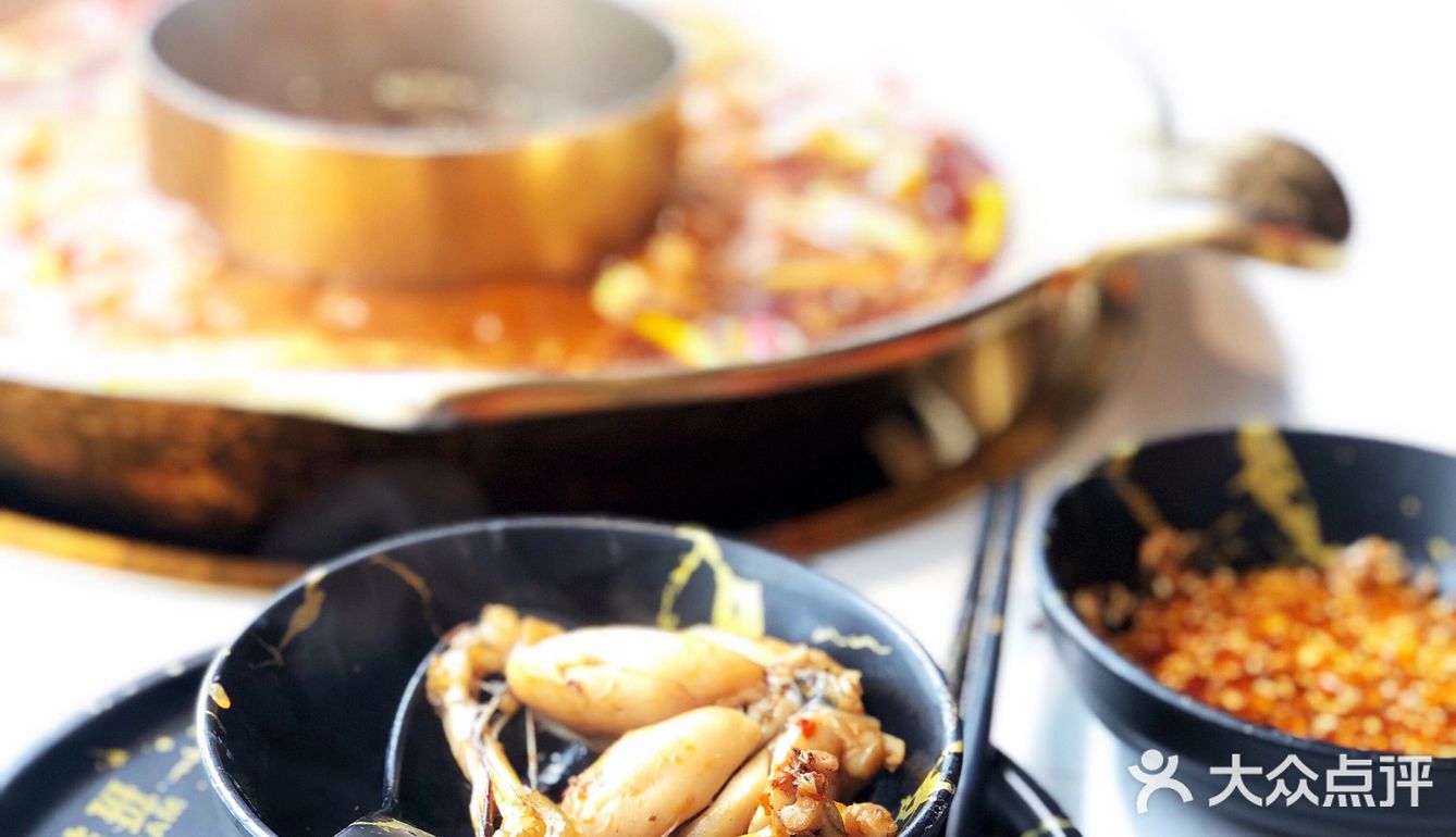 可以團建的🐸火鍋